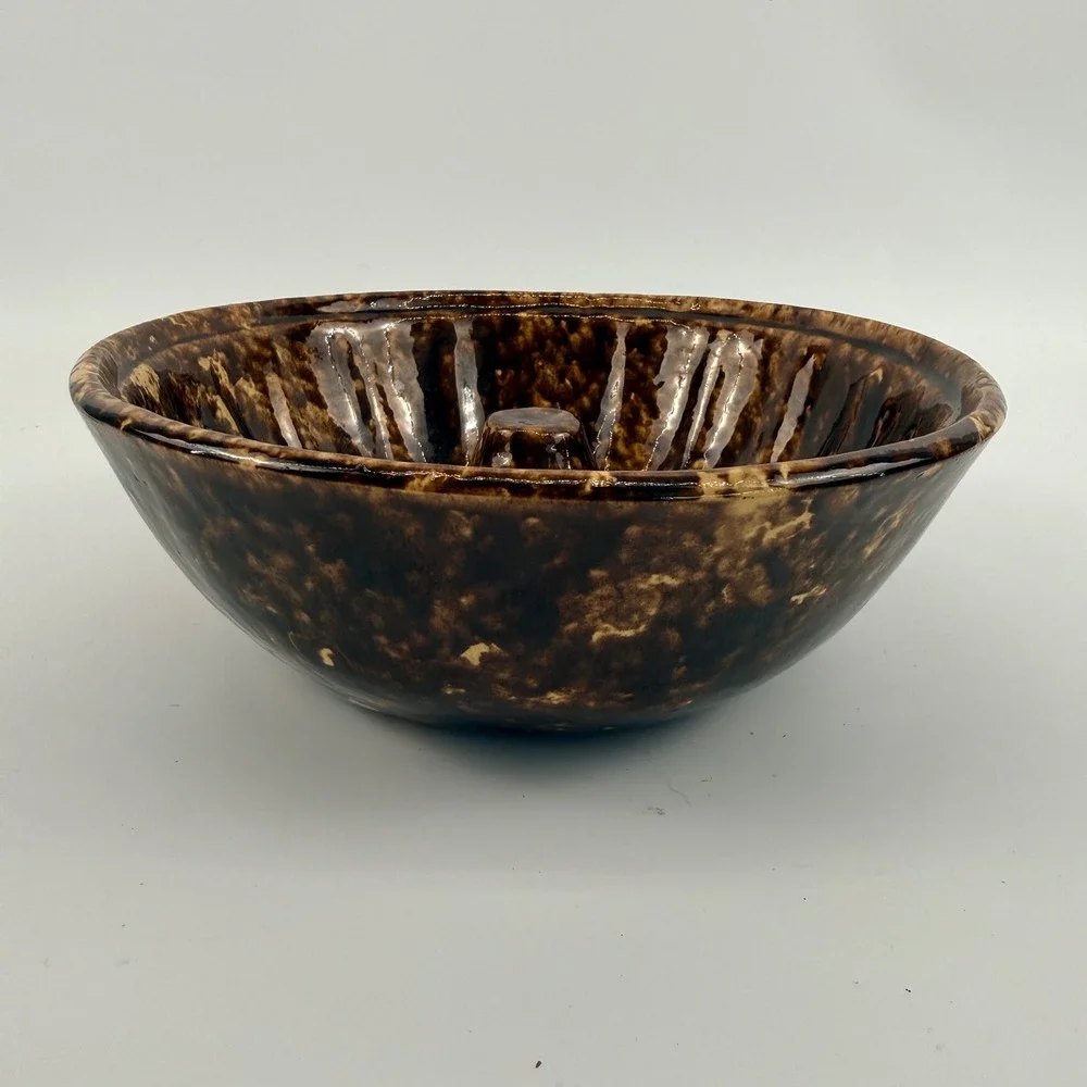 Rockingham Yellowware Fluted‎ Pudding Cake Mold Brown Glaze Antique 8.5